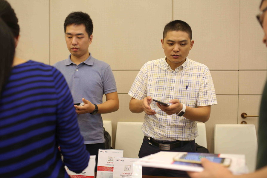 1506565078895227.png 1504320717225372.png